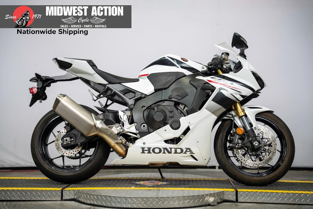 2025 HONDA CBR1000RR
