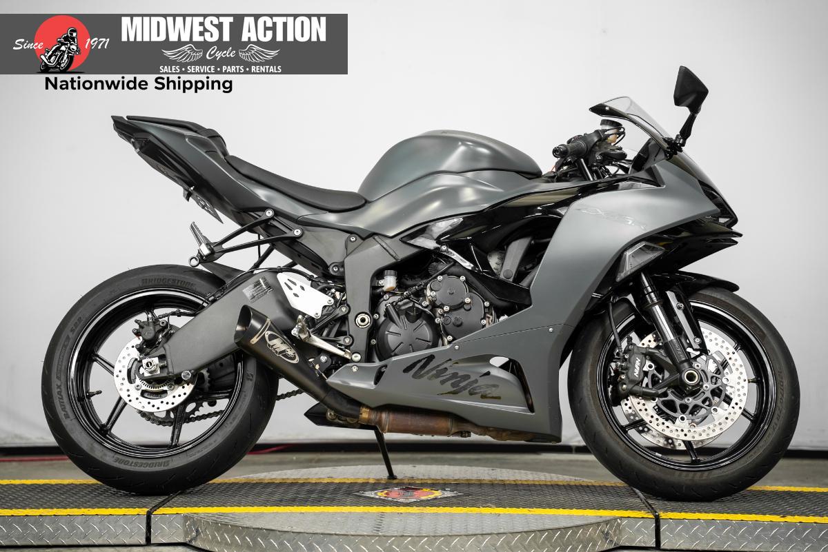 2025 KAWASAKI NINJA ZX-6R
